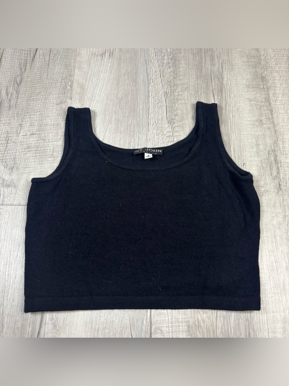 St. John Basics black Santana knit cropped tank top Size Small
